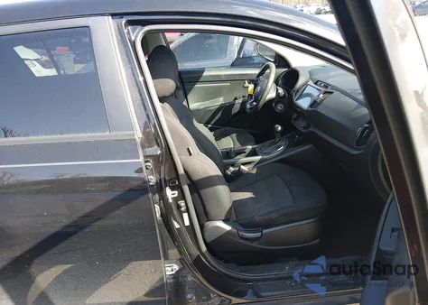 2011 Kia Sportage Lx z USA, uszkodzony, nr VIN KNDPB3A24B7019638